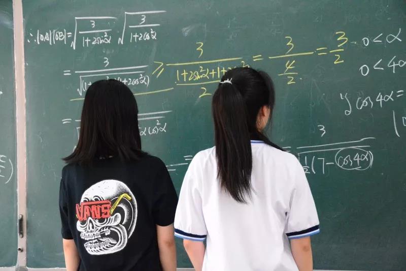 1528682363549249.jpg 1528682363549249.jpg